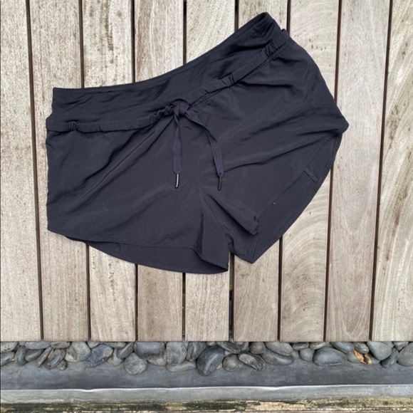 LULULEMON Black Drawstring Athletic Running Shorts - Picture 2 of 7